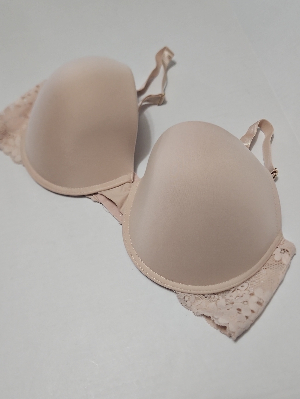 Jessica Simpson Light Nude Lace-Trim Underwire Push Up T-Shirt Bra Size 42D